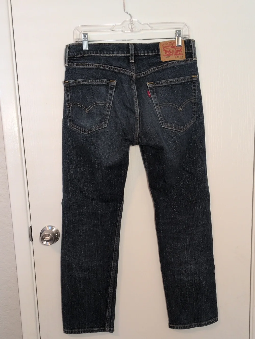 Levi's Men's 505 Dark Wash Straight Jeans - Subtle Fading Size 30/30